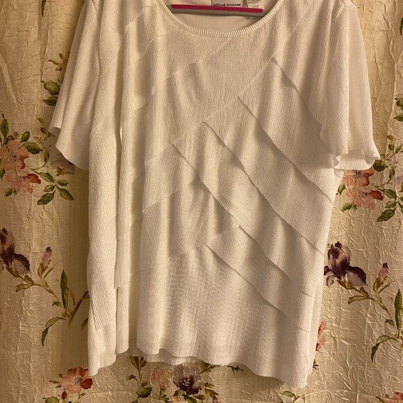 Top - Picture 2 of 2